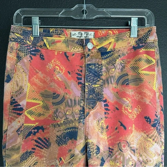 Free People We The Free Just Float On Printed Flare Bell Bottom Jeans Size 27 - Picture 4 of 8
